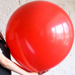 Большой шар красный