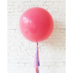 Большой шар фуксия на гирлянде